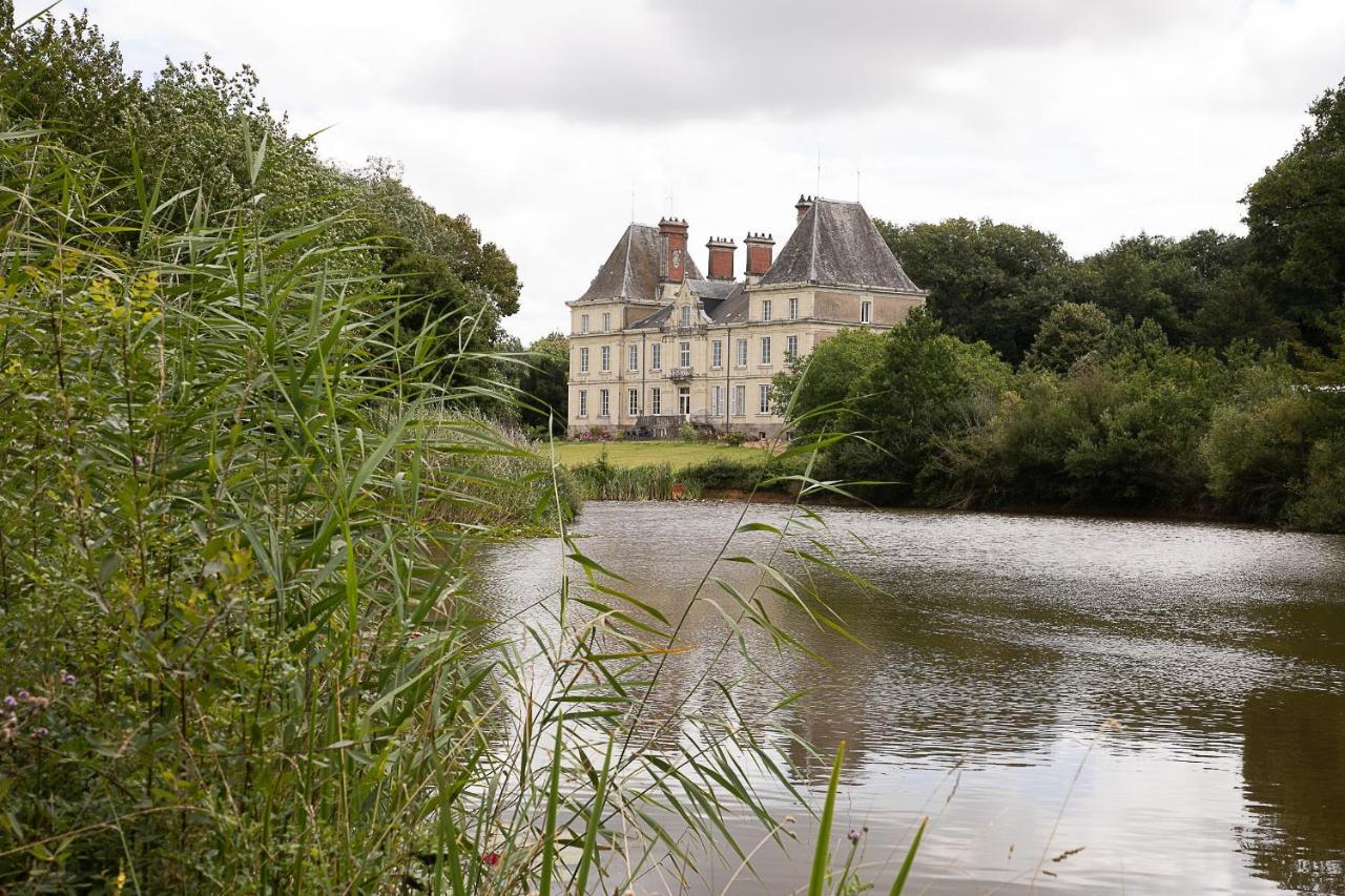 Chateau L' Escale Villa Saint-Herblon Luaran gambar